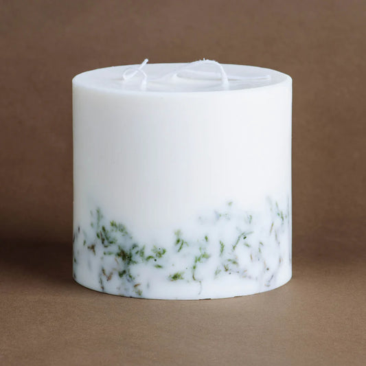 Grande bougie artisanale en cire naturelle, 3 mèches, parfum forêt sauvage